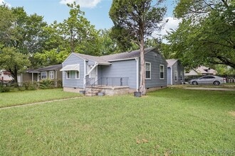 Building Photo - 3917 E Xyler St