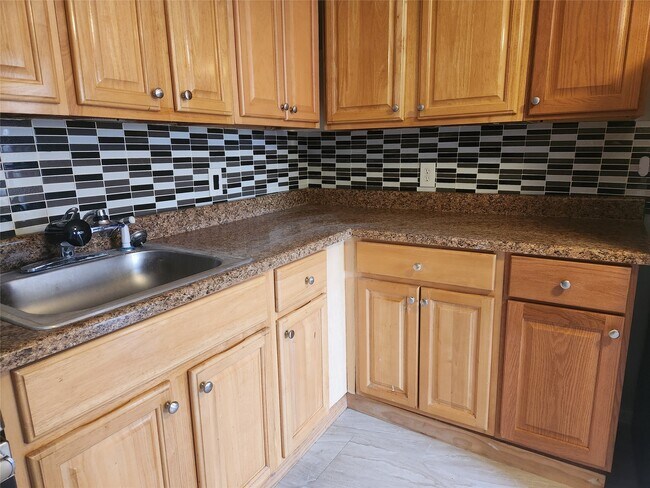 Foto del edificio - 28 Prescott Rd