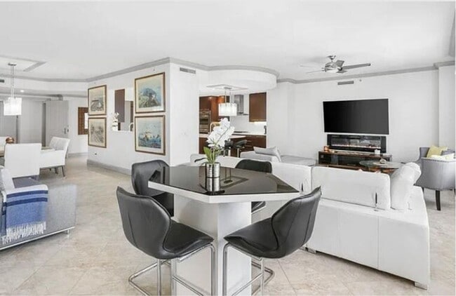 Foto del edificio - 3800 N Ocean Dr