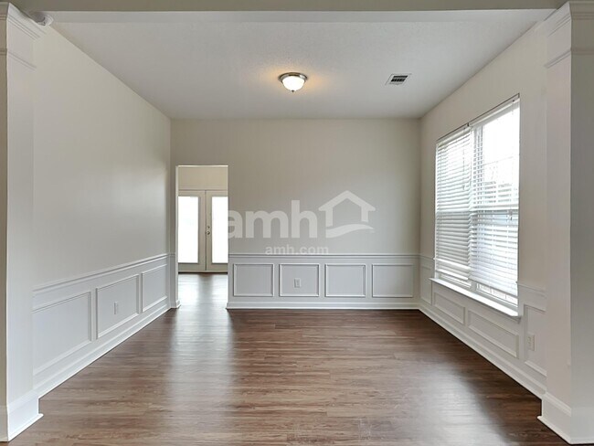 Foto del edificio - 117 Eagleston Ln