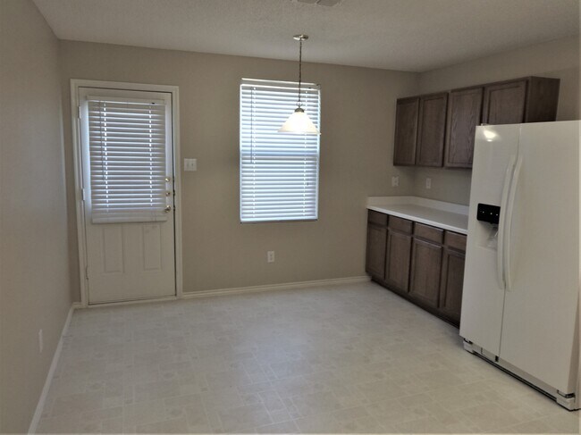 Foto del edificio - 3116 Coolwood Ln