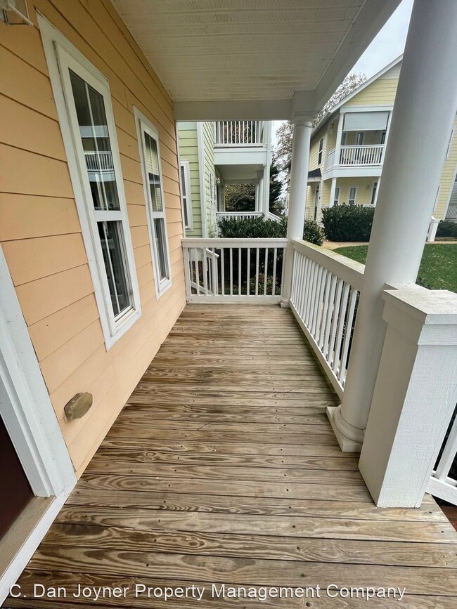 Building Photo - 3 br, 2 bath House - 101A Woodside Circle