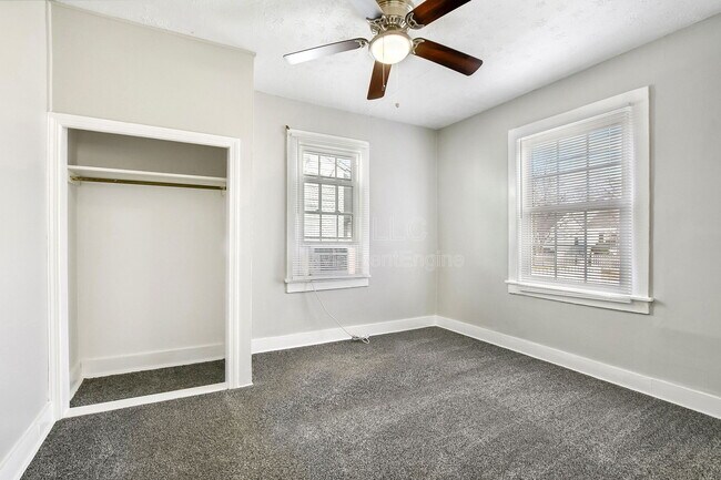 Building Photo - 4110 La Salle Ave