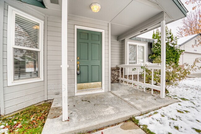 Building Photo - 3731 E Anemone Ct