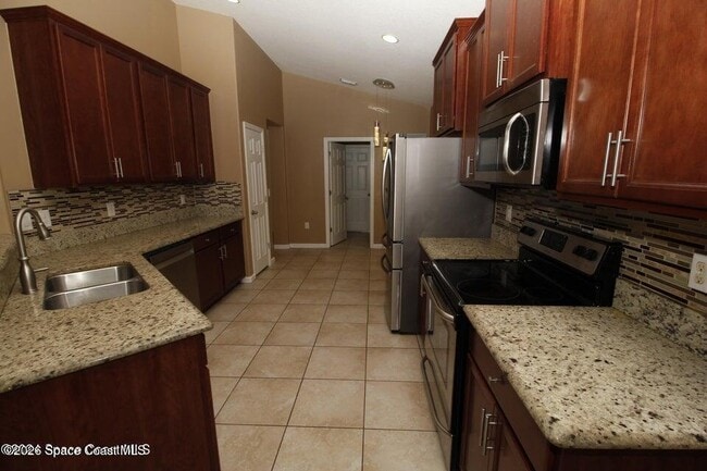 Foto del edificio - 535 Trymore Dr SE