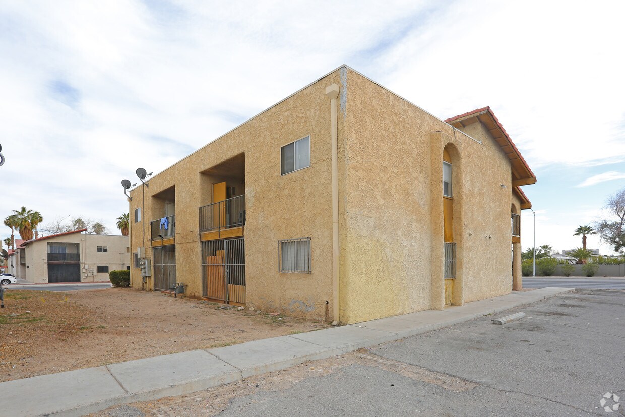 Foto del edificio - 3689 Van Dyke Ave