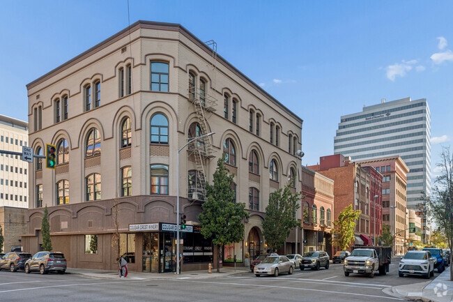 Building Photo - The Michael Building Downtown Luxury Apts