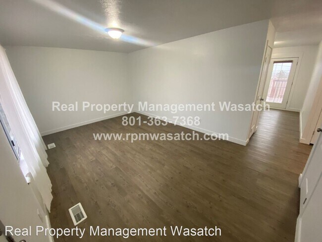 Foto del edificio - 5 br, 2 bath House - 5441 W Red Lodge Dr