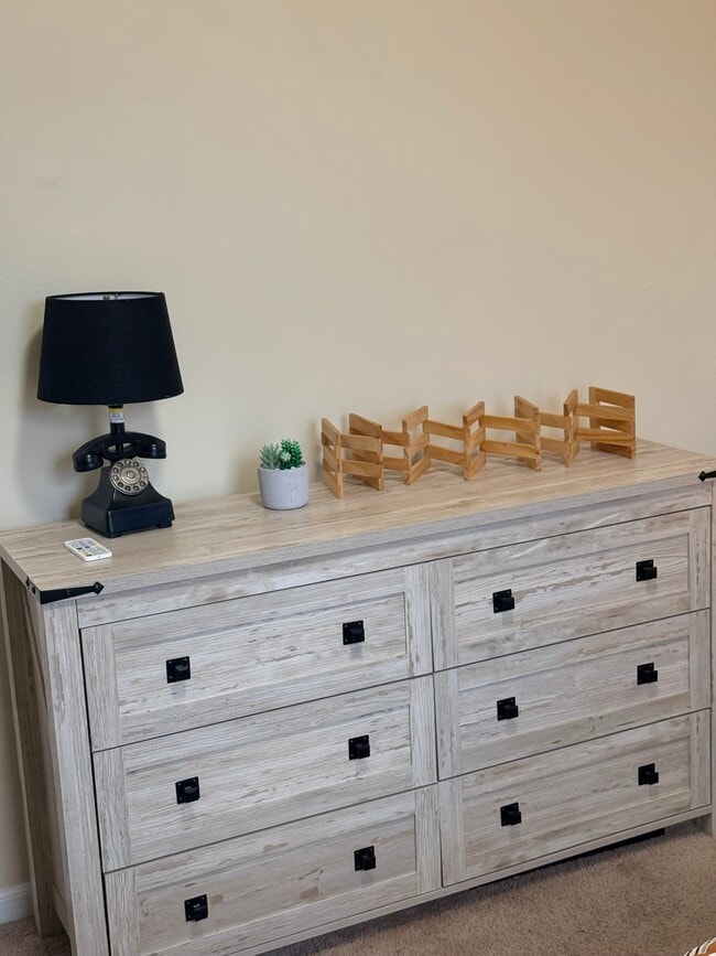 Foto del edificio - 1005 Horizon Rd