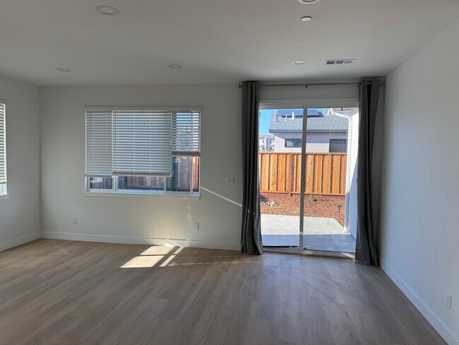 Foto del edificio - 3955 Haven Ave