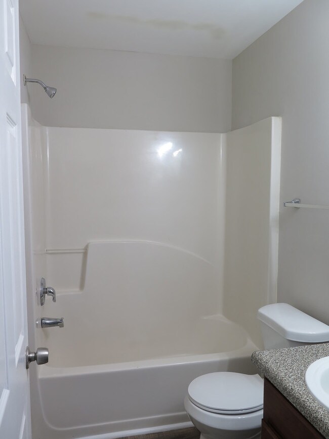 Building Photo - Townhouse in West Atlanta
