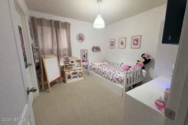 Building Photo - 896 Rotary Rd