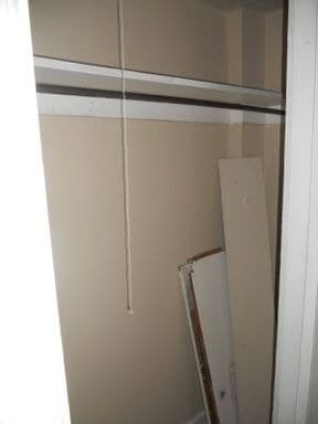 Building Photo - 433 E Monroe St