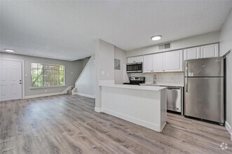 Building Photo - 1200 Banister Ln