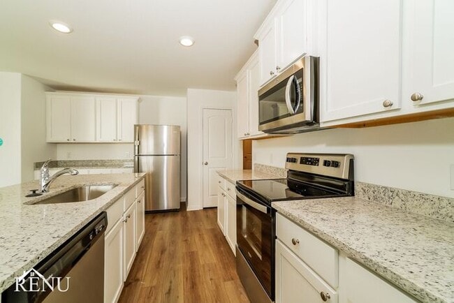 Building Photo - Coming Soon!