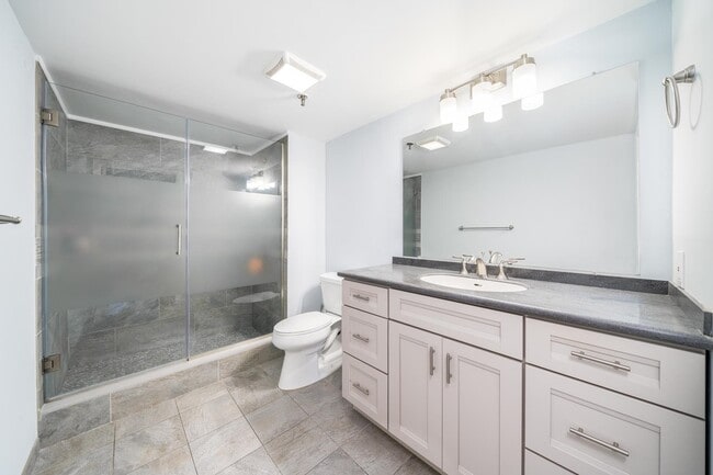 Photo - 551 Observer Hwy Apartment