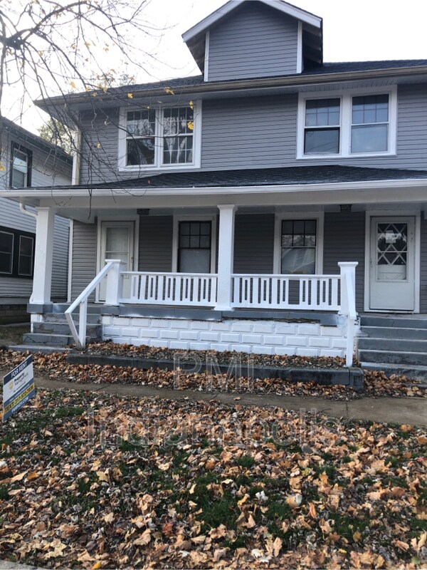 Foto del edificio - 308 N Riley Ave