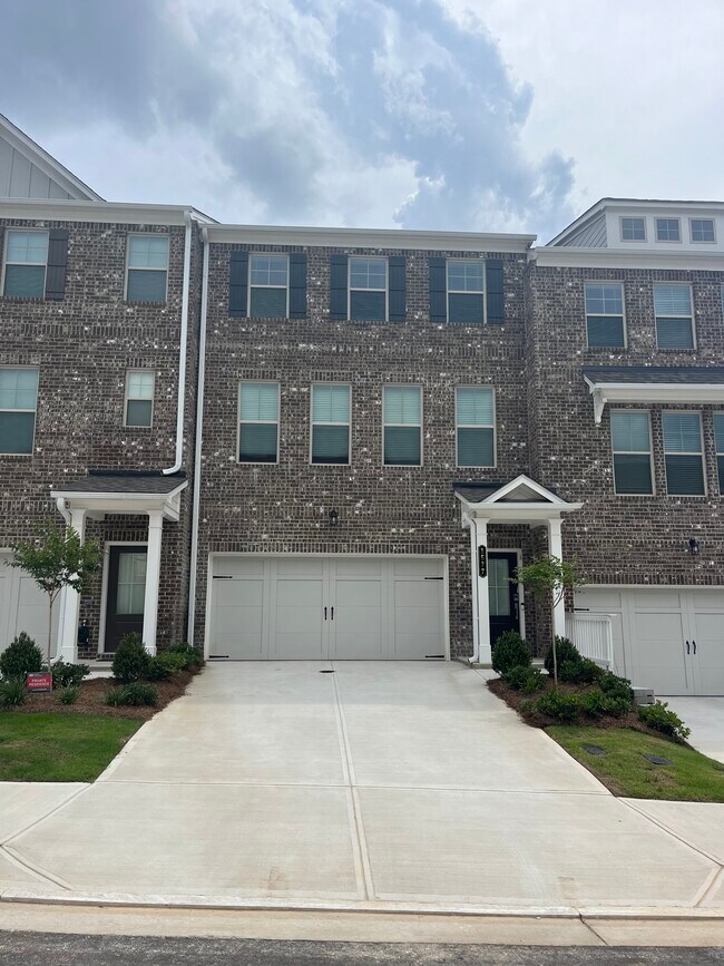 Foto del edificio - 1577 Halbrook Pl SW