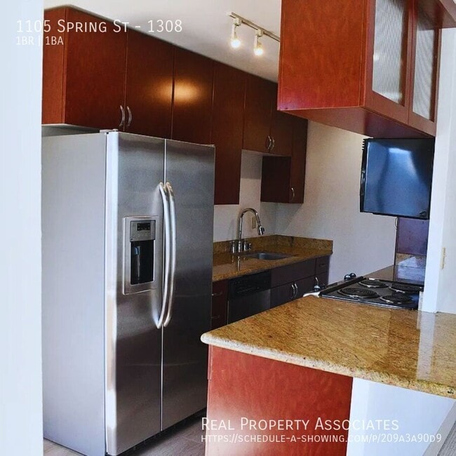 Building Photo - 1105 Spring St