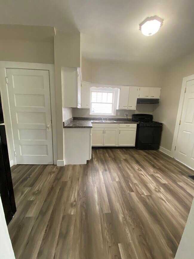 Foto del edificio - 3314 Webster St