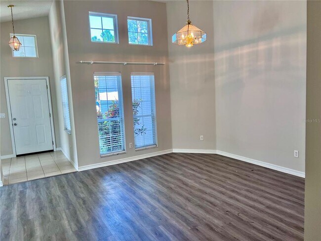 Foto del edificio - 70 Wellesley Ln