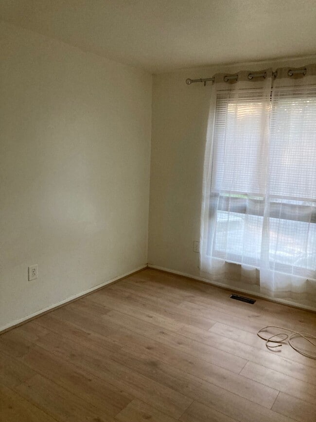 Building Photo - 4902 Cord Ct