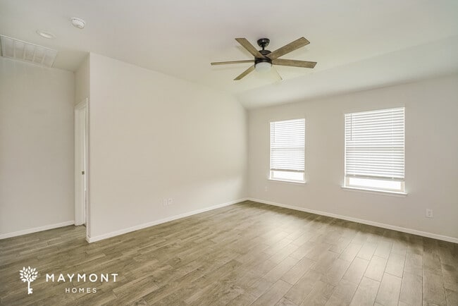 Building Photo - 9732 Walnut Cove Dr