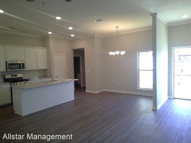 Foto del edificio - 4 br, 2 bath House - 520 Stonebrook Place