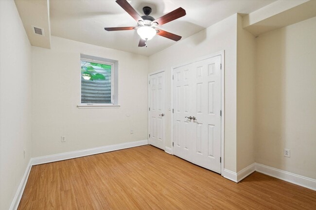 Foto del edificio - 1955 N 18th St