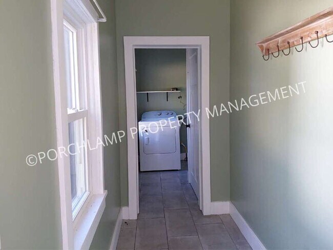 Foto del edificio - 606 Houston Ave