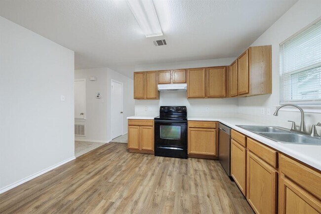 Foto del edificio - 2904 Crownover St
