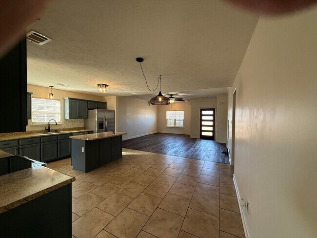 Building Photo - 3 Bdrm  2 Bath in Atoka