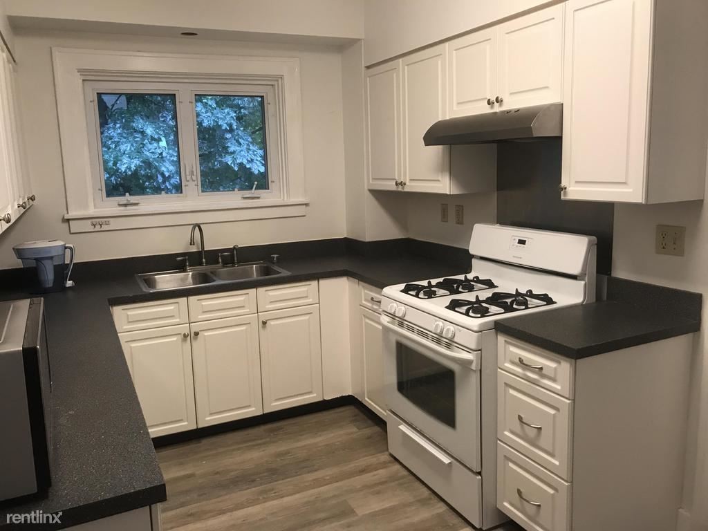 4331 Saline St, Pittsburgh, PA 15217 Townhome Rentals in Pittsburgh