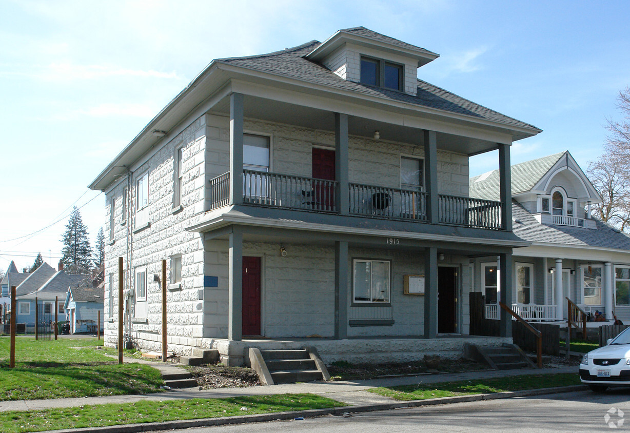 Primary Photo - 1915 W Mallon Ave