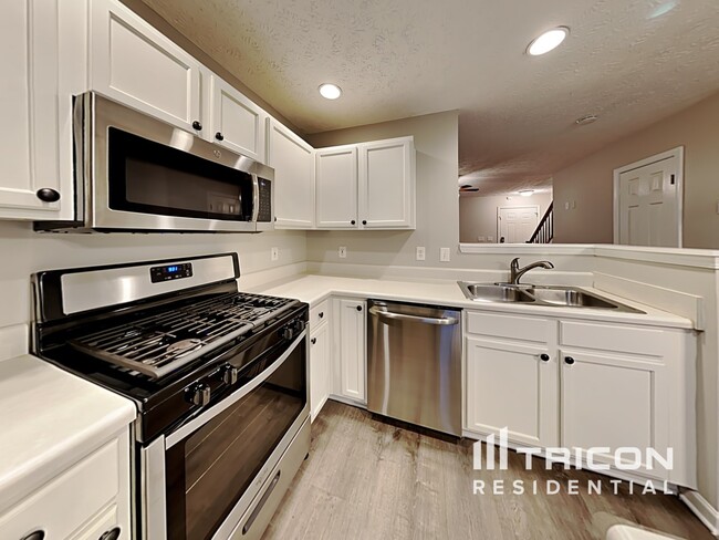 Building Photo - 220 Oak Grove Way Acworth GA