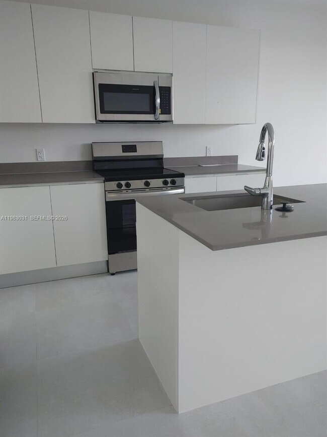 Foto del edificio - 1280 N Flagler Ave