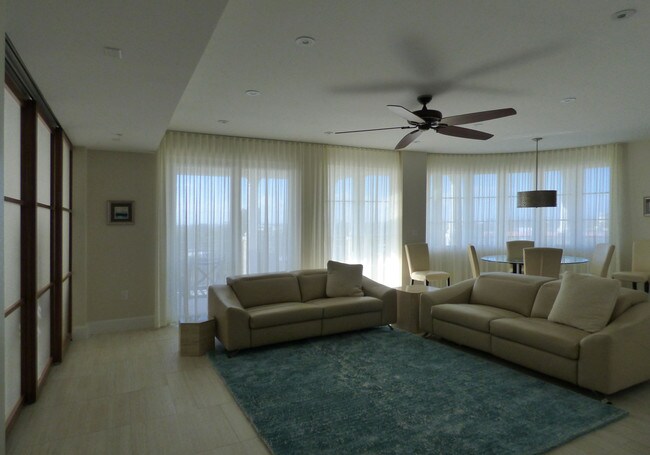 Foto del edificio - 155 S Ocean Avenue 505