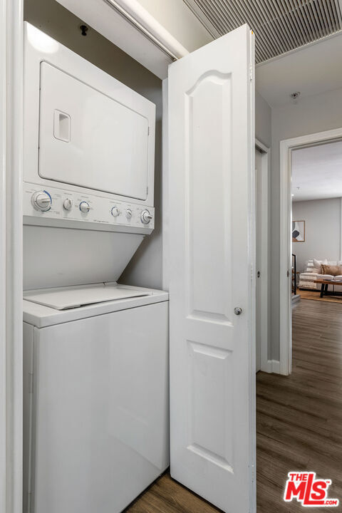 Lavandería en el apartamento - 7120 La Tijera Blvd