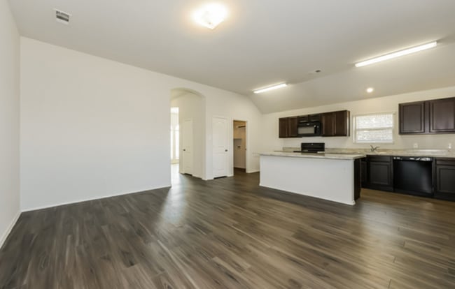 Building Photo - 1722 Jasmine Dr