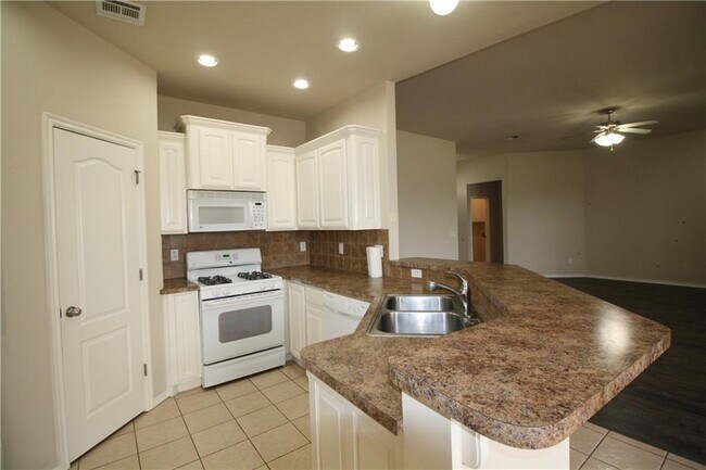 Foto del edificio - 756 Tuscany Way