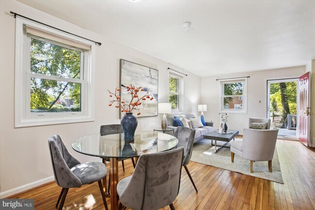 Foto del edificio - 127 Dale St