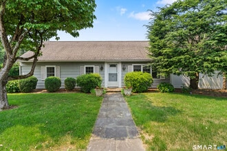 Building Photo - 21 Richdale Dr
