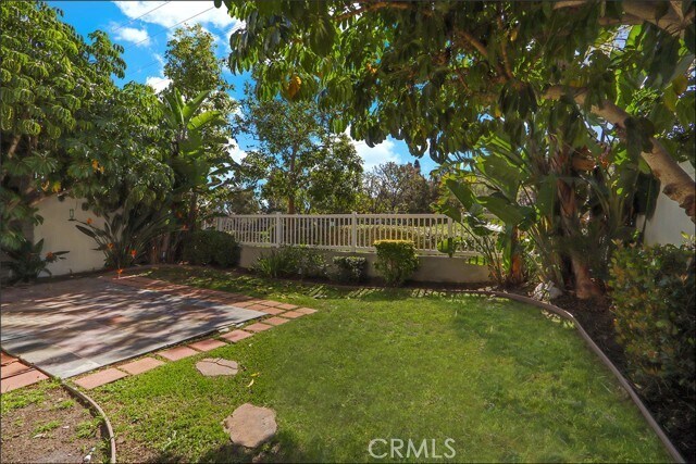 Building Photo - 34 Rainwood