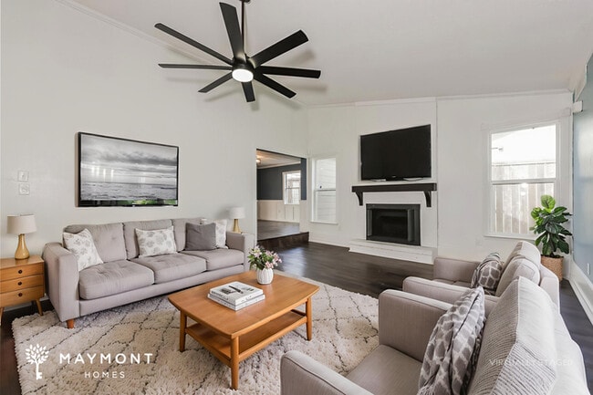 Building Photo - 2611 Elk Grove Rd