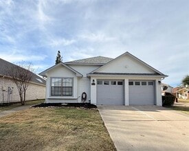 Building Photo - 6813 Hickory Creek