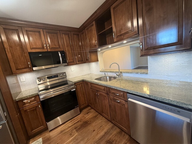 Foto del edificio - 2660 Carambola Cir N