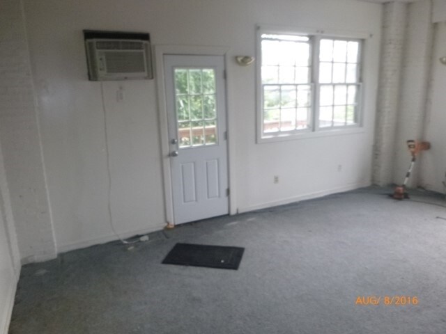 Foto del interior - 6035 Germantown Ave