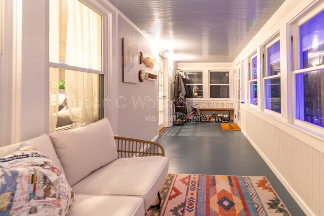 Foto del edificio - 15 Emerson St