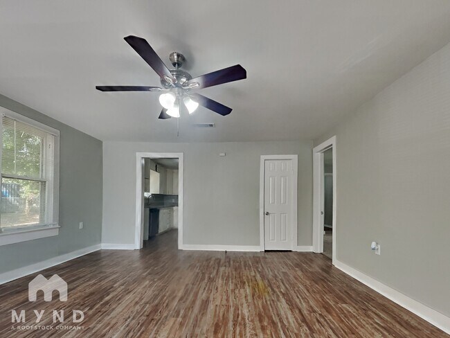 Foto del edificio - 4101 W Pear St