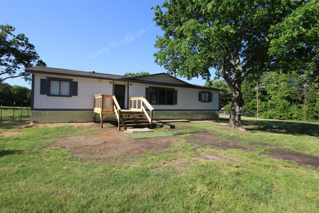 Primary Photo - 102 Vz County Rd 1138